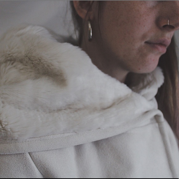 GUESS faux Fur Coat - Picture 4 of 6